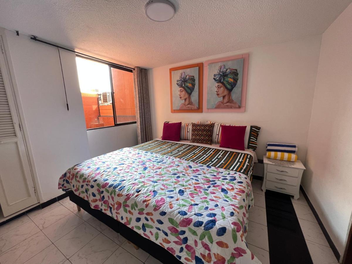 406 Apartaestudio Portal De Cadiz , Exclusivo Y Central, Con Parqueadero Capacidad 4 Personas Daire Ibagué Dış mekan fotoğraf