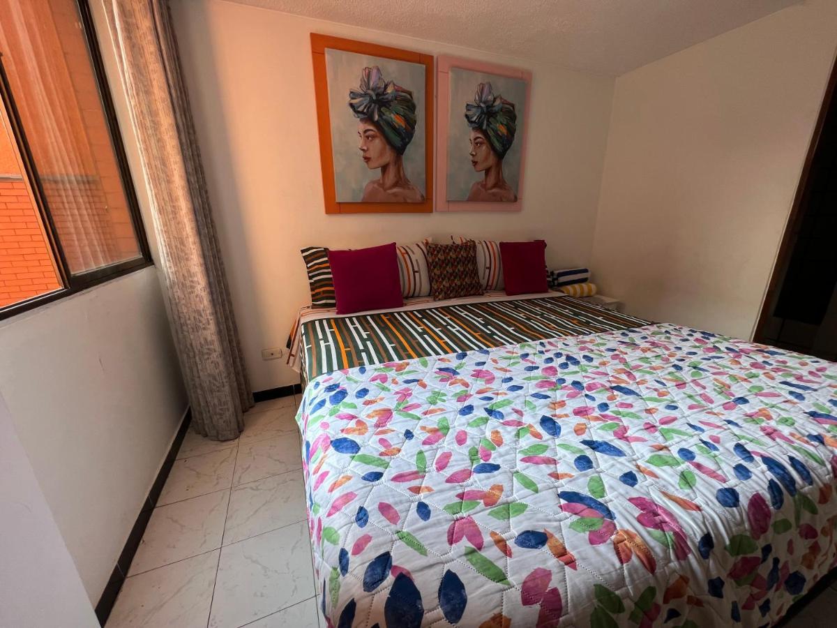 406 Apartaestudio Portal De Cadiz , Exclusivo Y Central, Con Parqueadero Capacidad 4 Personas Daire Ibagué Dış mekan fotoğraf